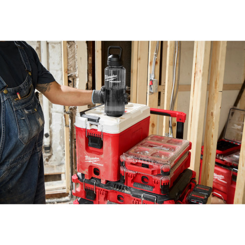 Milwaukee MIL-48-22-8373XX 48OZ PACKOUT Bottles with Chug Lid