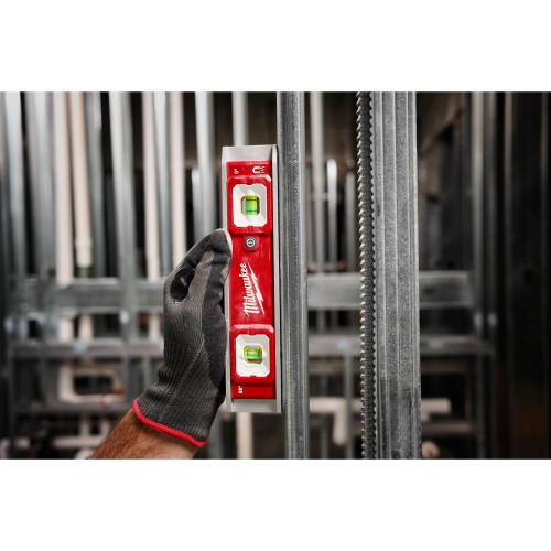 Milwaukee MIL-48-22-5105 9in Torpedo Level with Lighted Vials