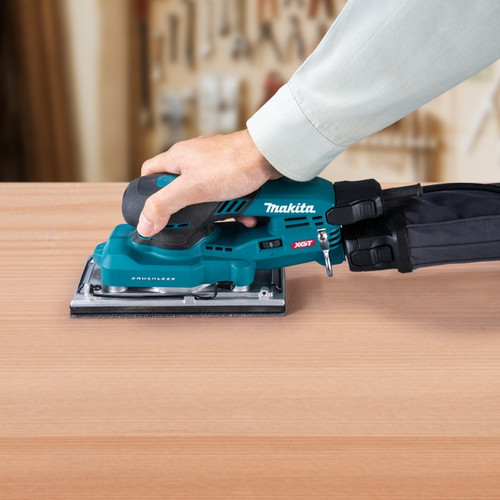 Makita MAK-BO007CGZ 40V MAX XGT Brushless 1/3in Sheet Orbital Sander with AWS Bare Tool