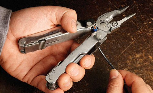Leatherman LM-831149 Super Tool 300