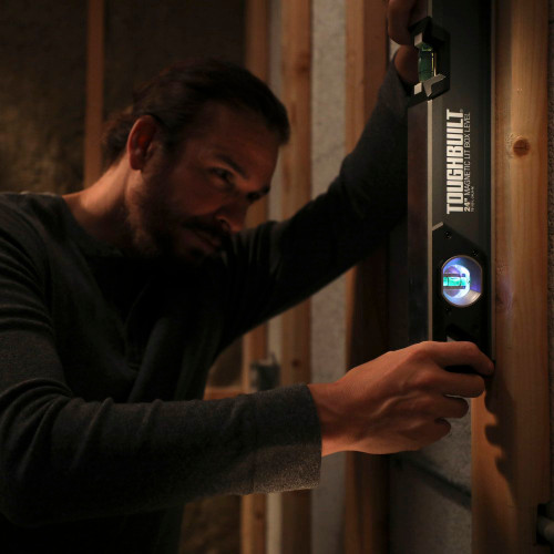 ToughBuilt TB-H2-L-24LH-M 24in Lighted Magnetic Box Level