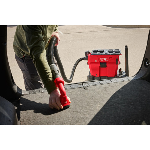 Milwaukee MIL-0915-20 M18 FUEL NEXUS 6 Gallon Wet/Dry Vacuum with PACKOUT Compatibility