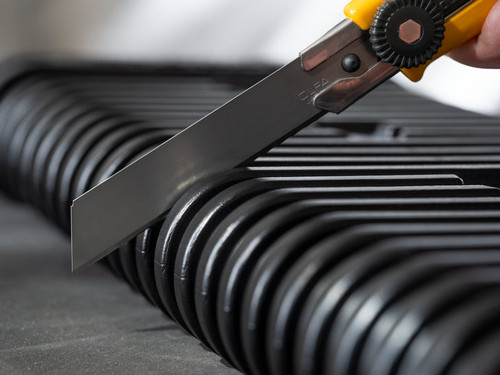 Olfa Blades OLFA-L-1/SOL OLFA 18mm L-1/SOL Ratchet Lock Utility Knife with Solid Blade