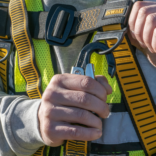 DEWALT DEWL-DXFP612111 6ft Internal Energy Absorber Single Leg Lanyard