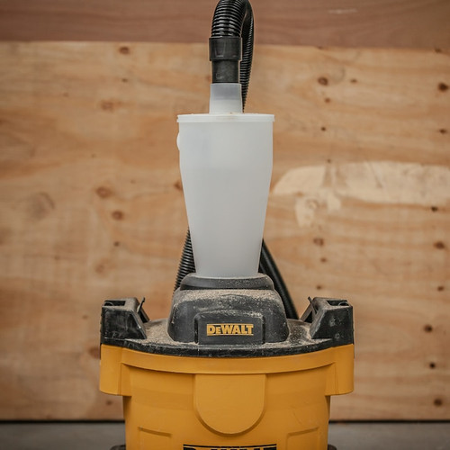 DEWALT DEW-DXVCS002 Dust Separator with 6 Gal. Poly Tank