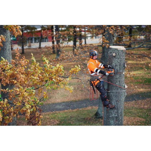 Husqvarna HUSQ-970852018 550i XP 40V Battery 18in Chainsaw 9.0Ah Kit