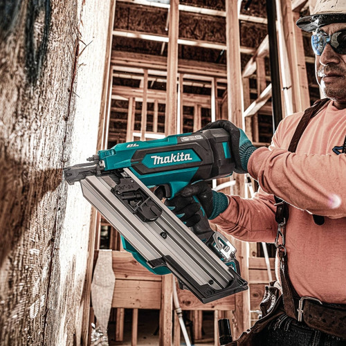 Makita MAK-BN001GZ01 40V MAX XGT 3-1/2in Brushless Framing Nailer 30-34Deg Clipped Head Bare Tool
