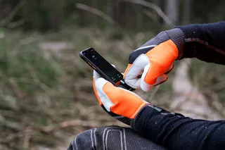 Husqvarna HUSQ-529520008 Functional Chainsaw Protective Gloves Size 8