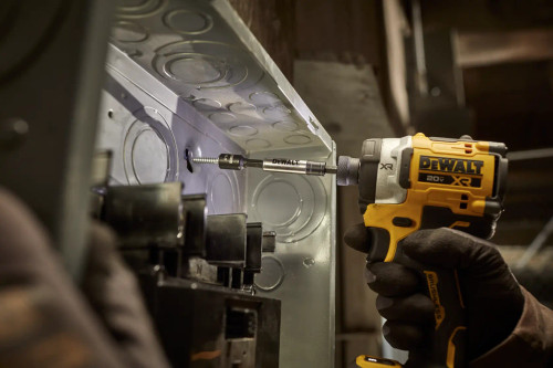 DEWALT DEW-DWAFE3HLD Elite Series 3in Locking Bit Holder