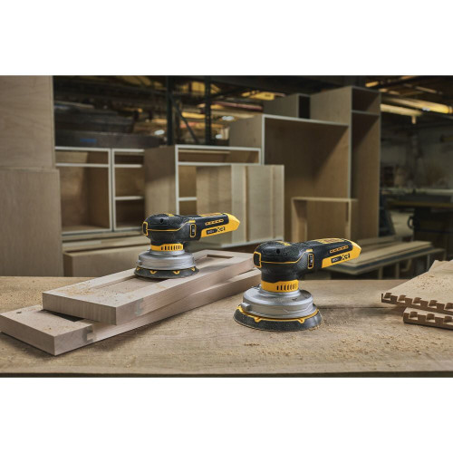 DEWALT DEW-DCW230B 20V MAX XR 6in Random Orbital Sander Bare Tool