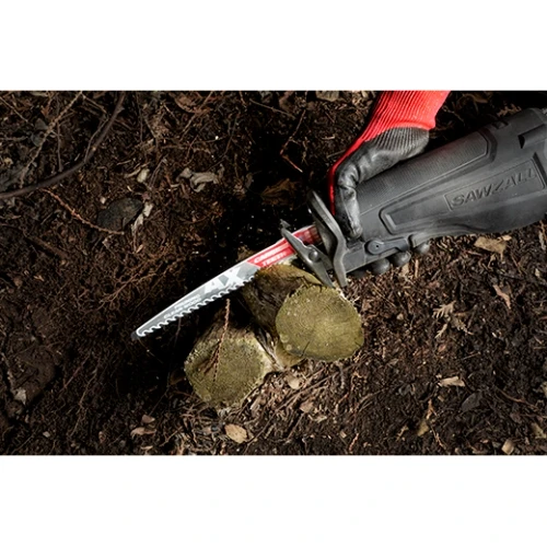 Milwaukee MIL-48-00-5332CAN The AX 9in 3TPI Carbide Teeth Pruning & Clean Wood SAWZALL Blade 3-Pack