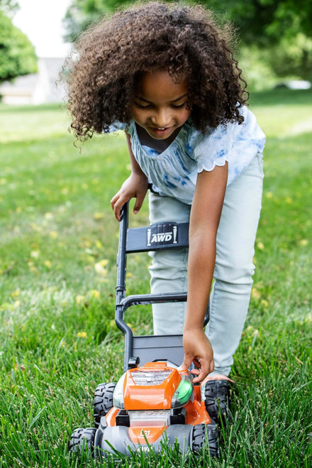 Husqvarna HUSQ-589289601CA HU800AWD Toy Lawn Mower