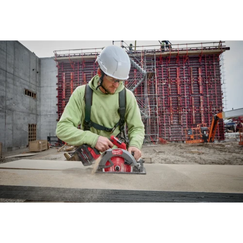 Milwaukee 2835-21HD in use on jobsite