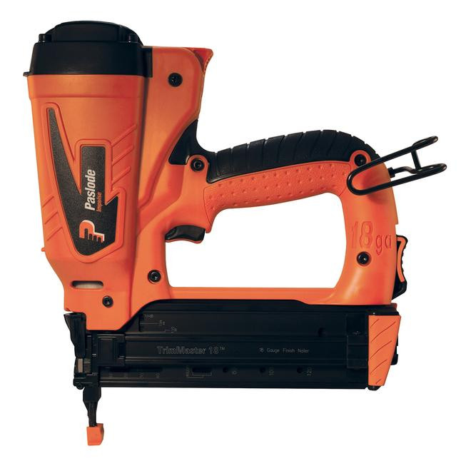 Paslode PAS-903700 IMLi200 18-Gauge Cordless Brad Nailer Kit
