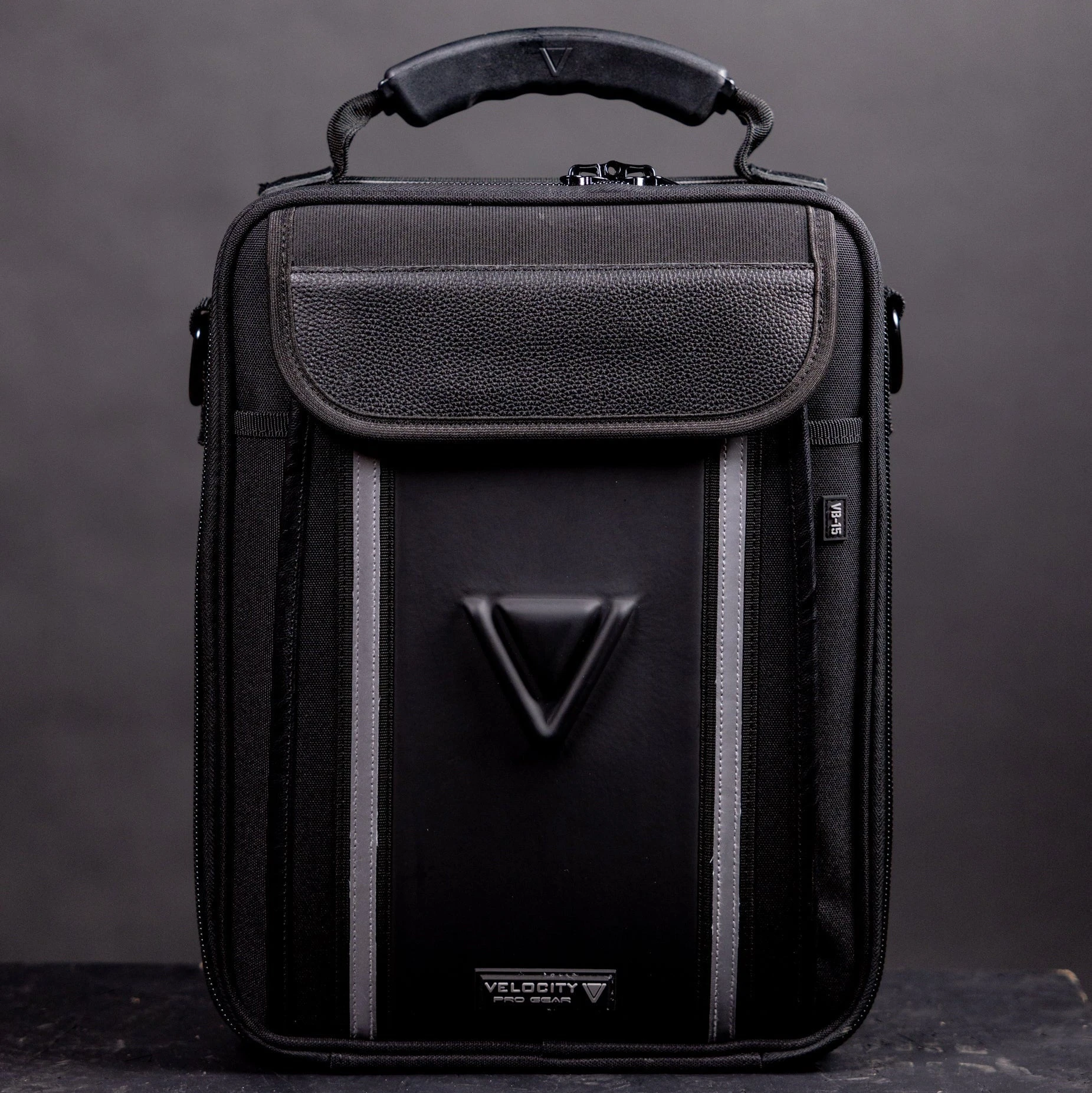 Velocity Pro Gear VEL-VB-15-B Rogue 15 Van Bag Black