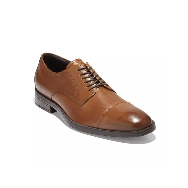 Cole Haan Men display picture 2