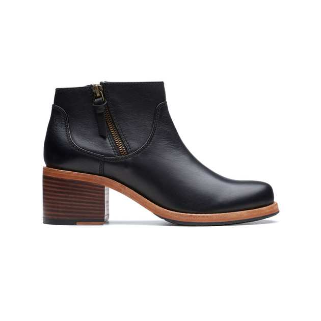 Clarks Women's Clarkdale Dawn Boot Black Discount Clarks