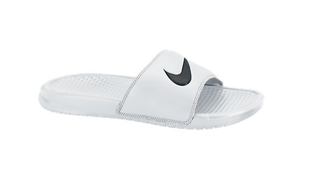 nike benassi swoosh white