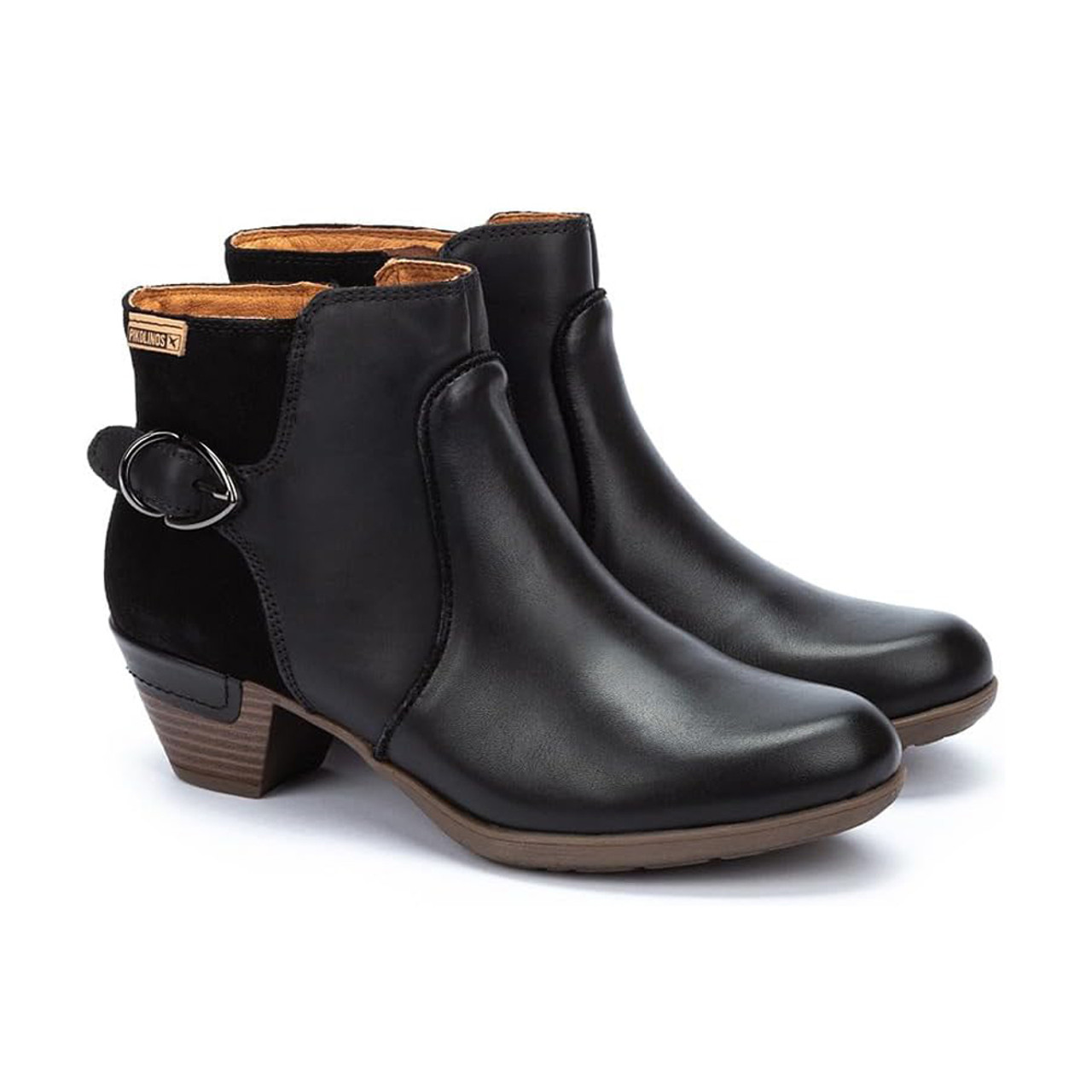 Pikolinos hot sale boots black