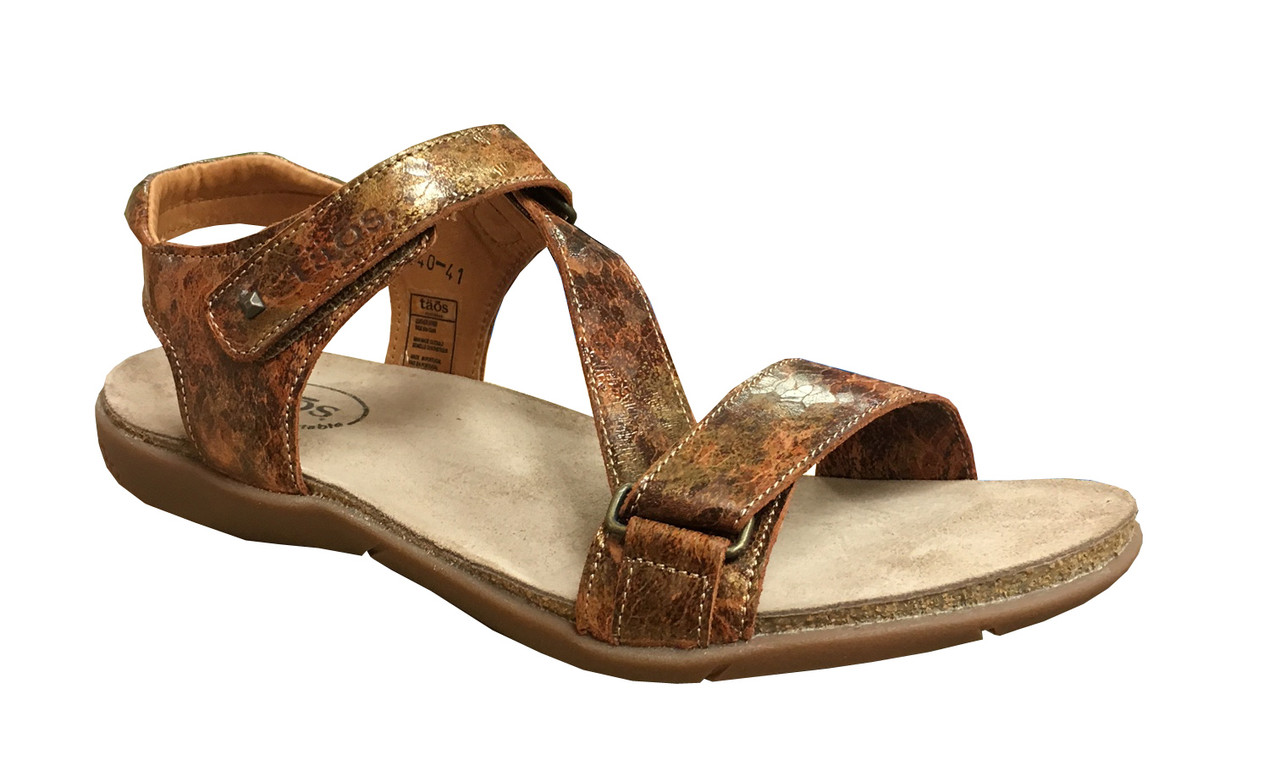 taos zeal sandal