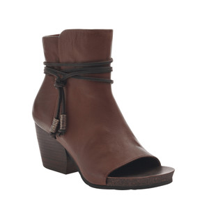 OTBT Women's Vagabond Open Toe Bootie Oak | OTBT Vagabond Oak