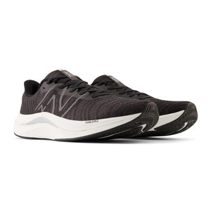 New Balance Men's MFCPRLB4 Running Shoe Black/White | New Balance MFCPRLB4 Black/Wht