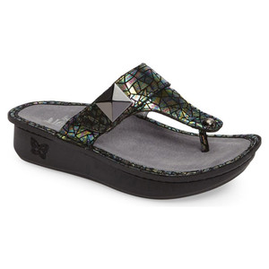 anne klein ursa flat