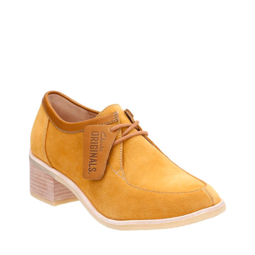 clarks lace up ladies shoes