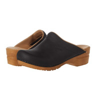 Sanita Women's Ellis Clog Black Oiled Leather