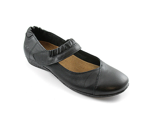 New Taos Women's Strapeze Mary Jane Flat - Black | Discount Taos Ladies ...