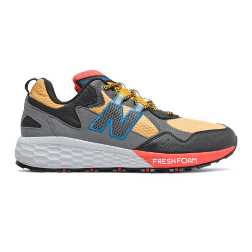 New Balance Men's MTCRGLR2 Trail Runner - Yellow | Discount New