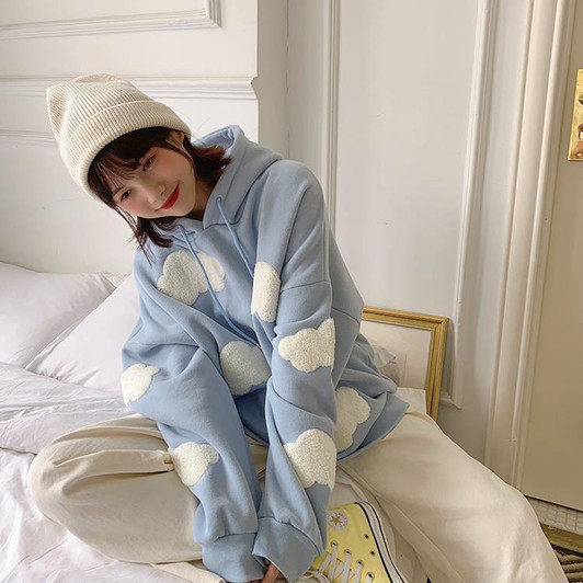 SOFT AESTHETIC CLOUDS HOODIE - Cosmique Studio