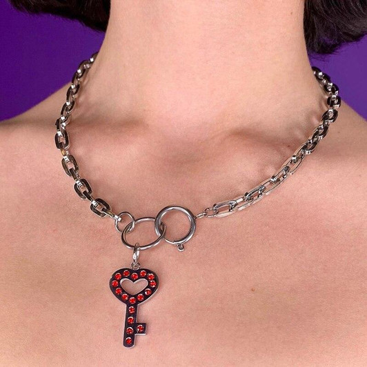 EDGY HEART KEY CHAIN NECKLACE