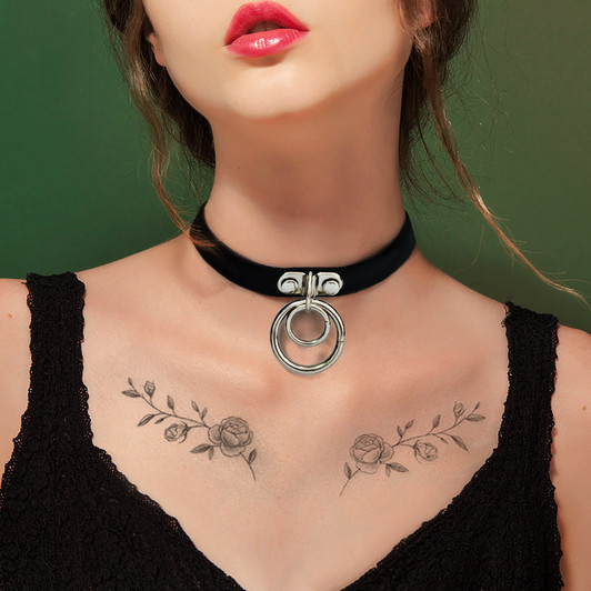 Grunge black choker
