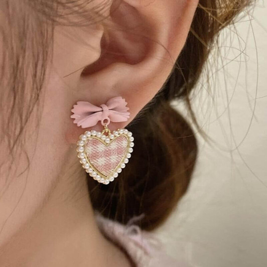 Coquette Heart Earrings