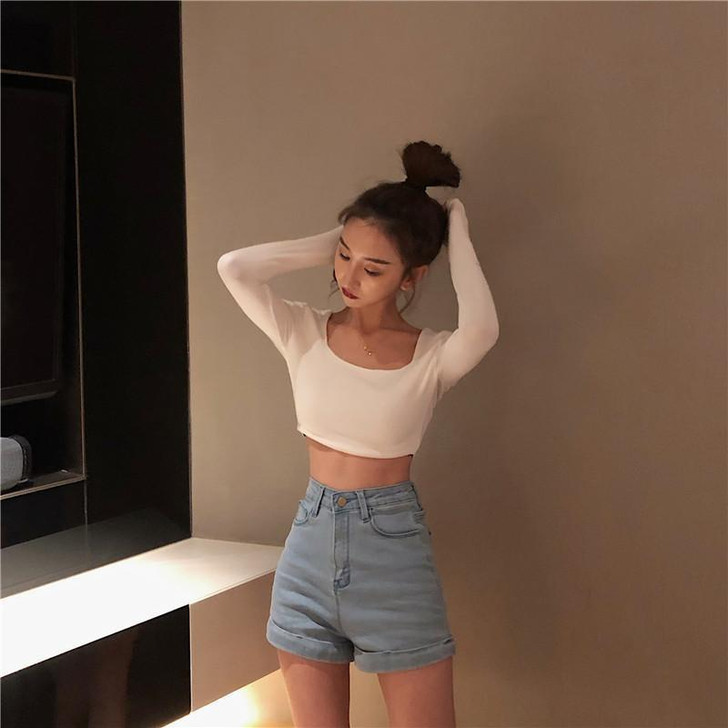RETRO STYLE CHIC HIGH WAIST DENIM SHORTS - Cosmique Studio RETRO STYLE CHIC HIGH WAIST DENIM SHORTS - Cosmique Studio