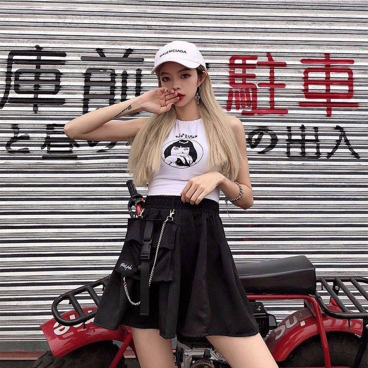 EGIRL PUNK A-LINE POCKET CHAIN MINI SKIRT-Cosmique Studio-Aesthetic-Egirl-Grunge-Clothing EGIRL PUNK A-LINE POCKET CHAIN MINI SKIRT-Cosmique Studio-Aesthetic-Egirl-Grunge-Clothing