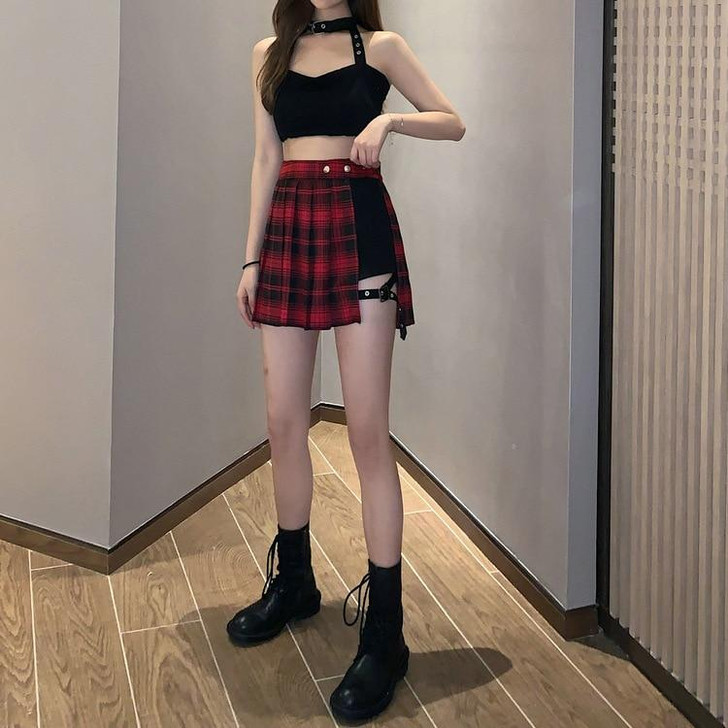 SEXY EGIRL EDGY STYLE PLEATED MINI 