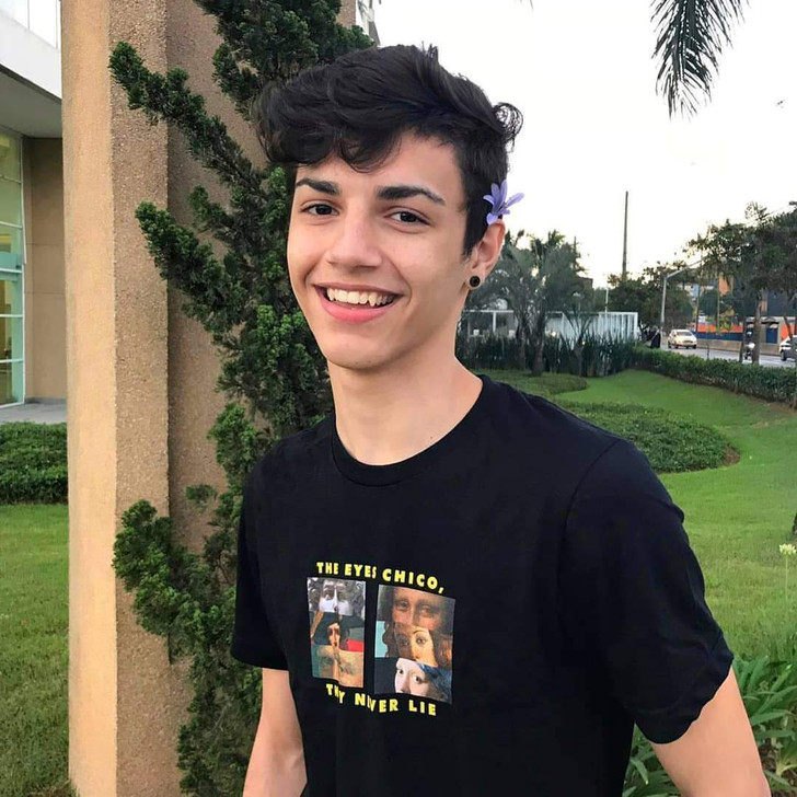The eyes chico they never lie black tee The eyes chico they never lie black tee