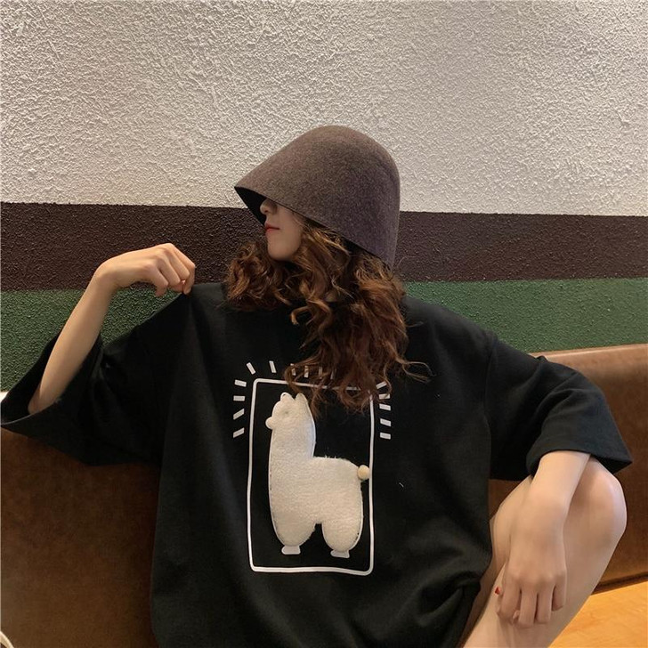 ALPACA ANIMAL PRINTED LOOSE TEE - Cosmique Studio ALPACA ANIMAL PRINTED LOOSE TEE - Cosmique Studio
