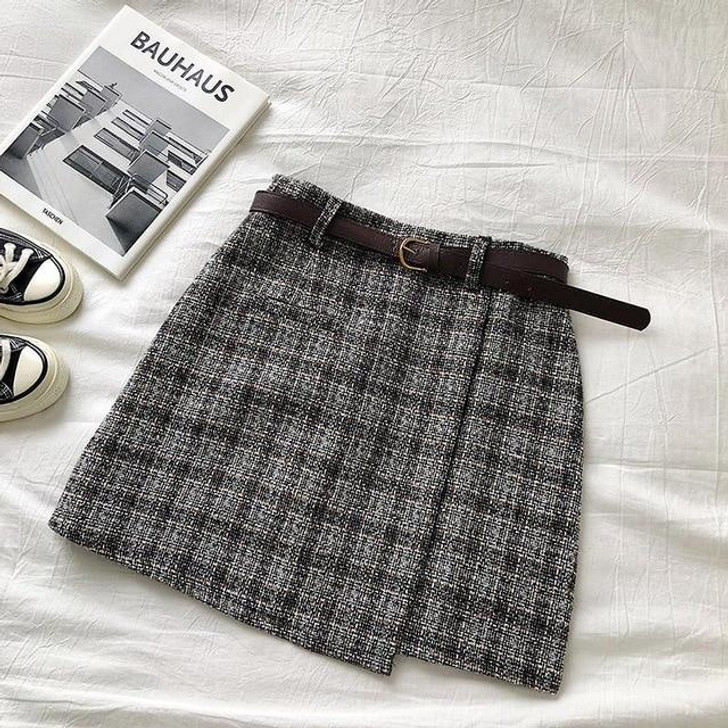 KOREAN STYLE VINTAGE MINI SKIRT - Cosmique Studio KOREAN STYLE VINTAGE MINI SKIRT - Cosmique Studio