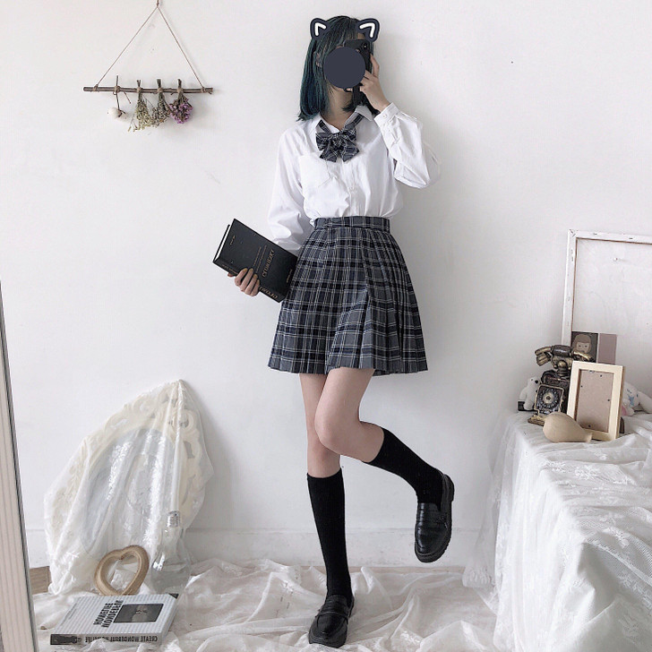 JAPANESE PREPPY STYLE SCHOOL MINI SKIRT - Cosmique Studio JAPANESE PREPPY STYLE SCHOOL MINI SKIRT - Cosmique Studio