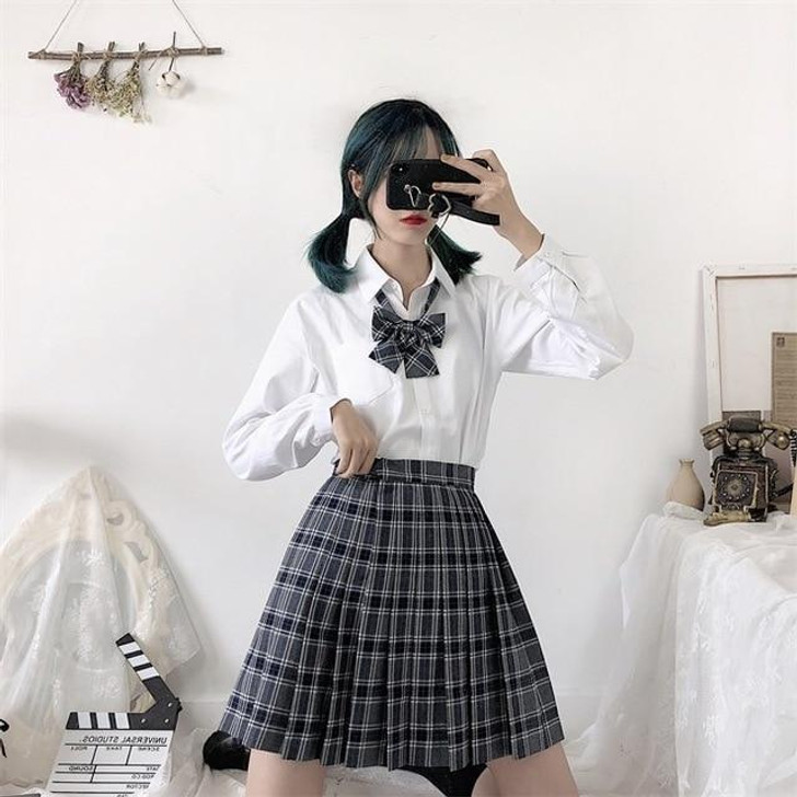JAPANESE PREPPY STYLE SCHOOL MINI SKIRT - Cosmique Studio JAPANESE PREPPY STYLE SCHOOL MINI SKIRT - Cosmique Studio