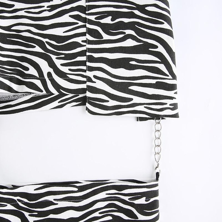ZEBRA STYLE HOLLOW OUT CHAIN PANTS-Cosmique Studio-aesthetic-clothing-store ZEBRA STYLE HOLLOW OUT CHAIN PANTS-Cosmique Studio-aesthetic-clothing-store