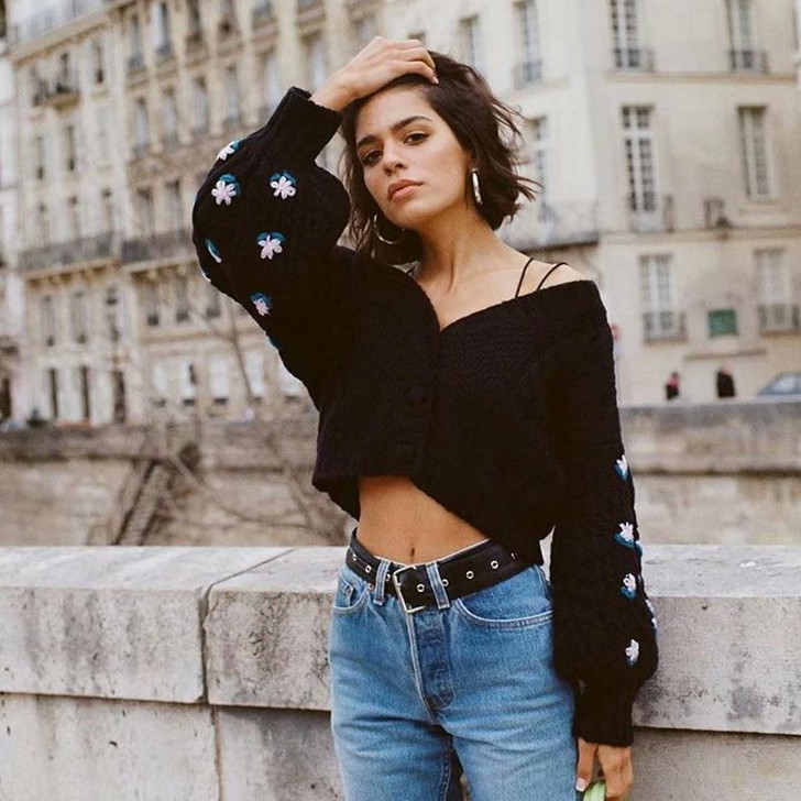 ELEGANT AUTUMN V-NECK KNITTED SWEATER-Cosmique Studio-aesthetic-clothing-store ELEGANT AUTUMN V-NECK KNITTED SWEATER-Cosmique Studio-aesthetic-clothing-store