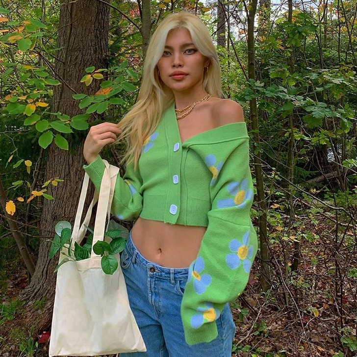 GREEN FLORAL EMBROIDERY CROP CARDIGAN 
