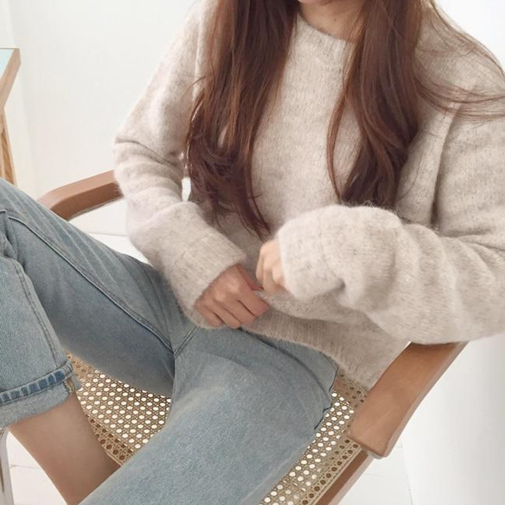 SOFT ELEGANT KNITTED SWEATER-Cosmique Studio-Aesthetic-Outfits SOFT ELEGANT KNITTED SWEATER-Cosmique Studio-Aesthetic-Outfits