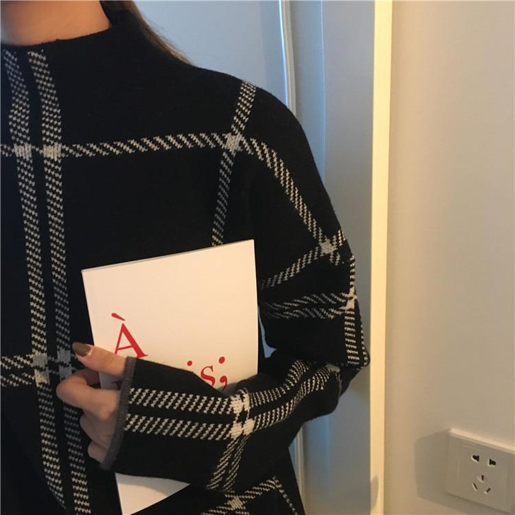 KOREAN VINTAGE PLAID CASUAL SWEATER-Cosmique Studio-Aesthetic-Outfits