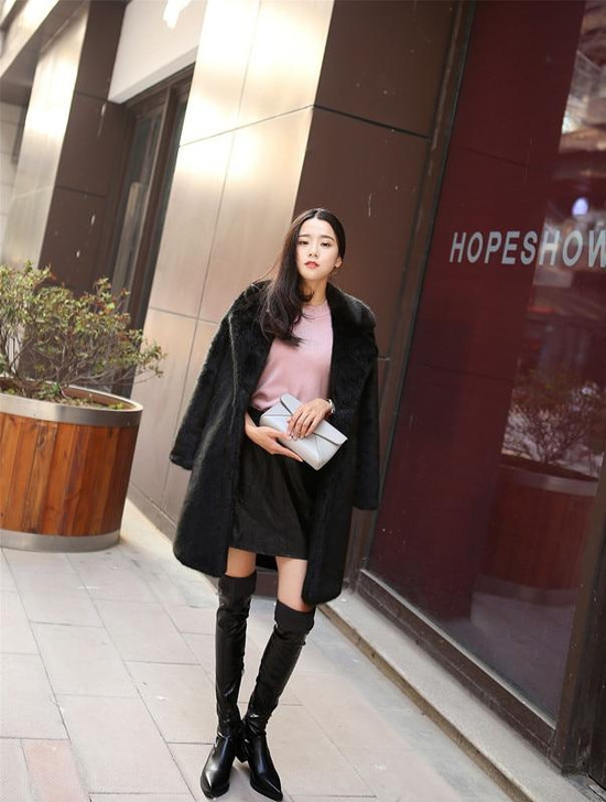 ELEGANT SOFT FAUX FUR COAT-Cosmique Studio-Aesthetic-Outfits ELEGANT SOFT FAUX FUR COAT-Cosmique Studio-Aesthetic-Outfits