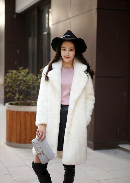 ELEGANT SOFT FAUX FUR COAT-Cosmique Studio-Aesthetic-Outfits ELEGANT SOFT FAUX FUR COAT-Cosmique Studio-Aesthetic-Outfits